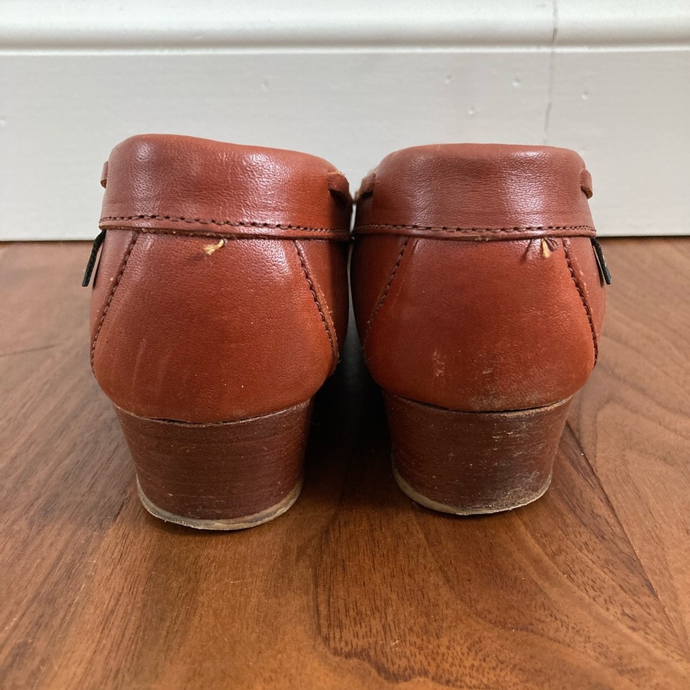 Maine Woods Heeled Leather Moccasins 10 Narrow - Picture 3 of 8
